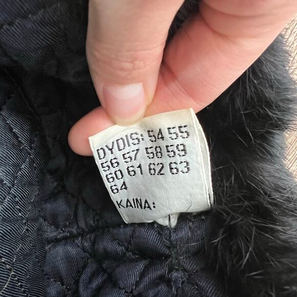 Vintage Fur Ushanka Hat Genuine Fox Fur Quilted Black Lining Neck Ties - Picture 6 of 6